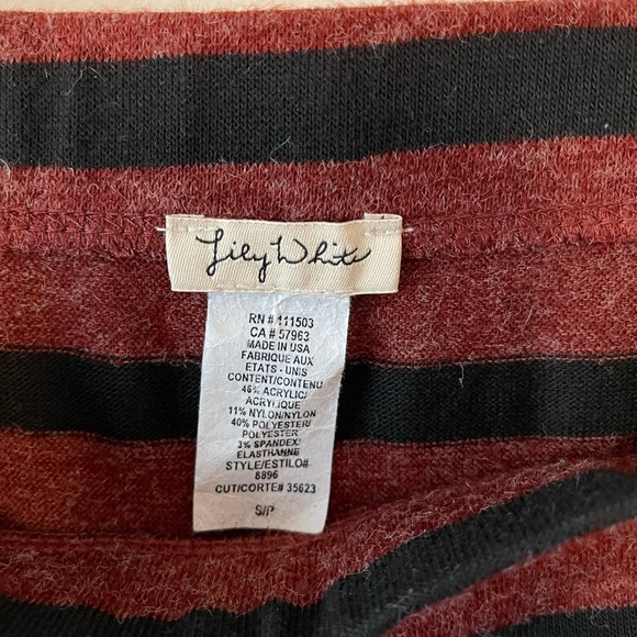 Lily White - Knit slit Midi Skirt - Picture 5 of 6